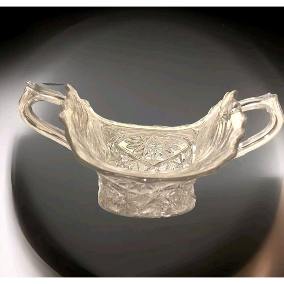 Vintage Clear Glass Flared Oval Bowl 2 Handled Elegant Festive Decorative - Picture 2 of 12